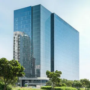 https://sky-bay-at-business-bay.dubaihotelsoffers.com